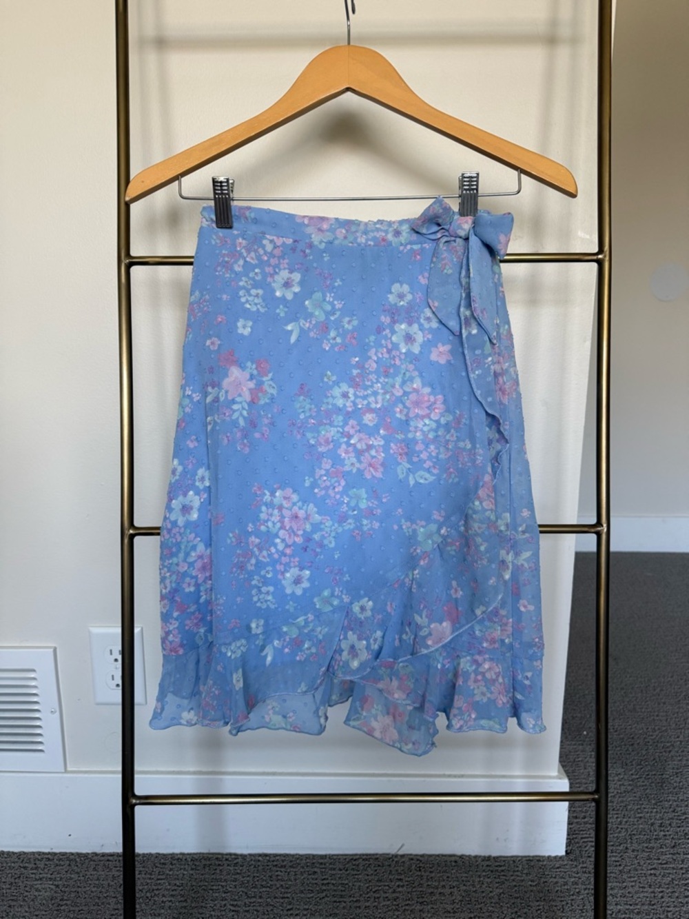 Zunie Blue Floral Wrap-look Skirt with Ruffle Bow